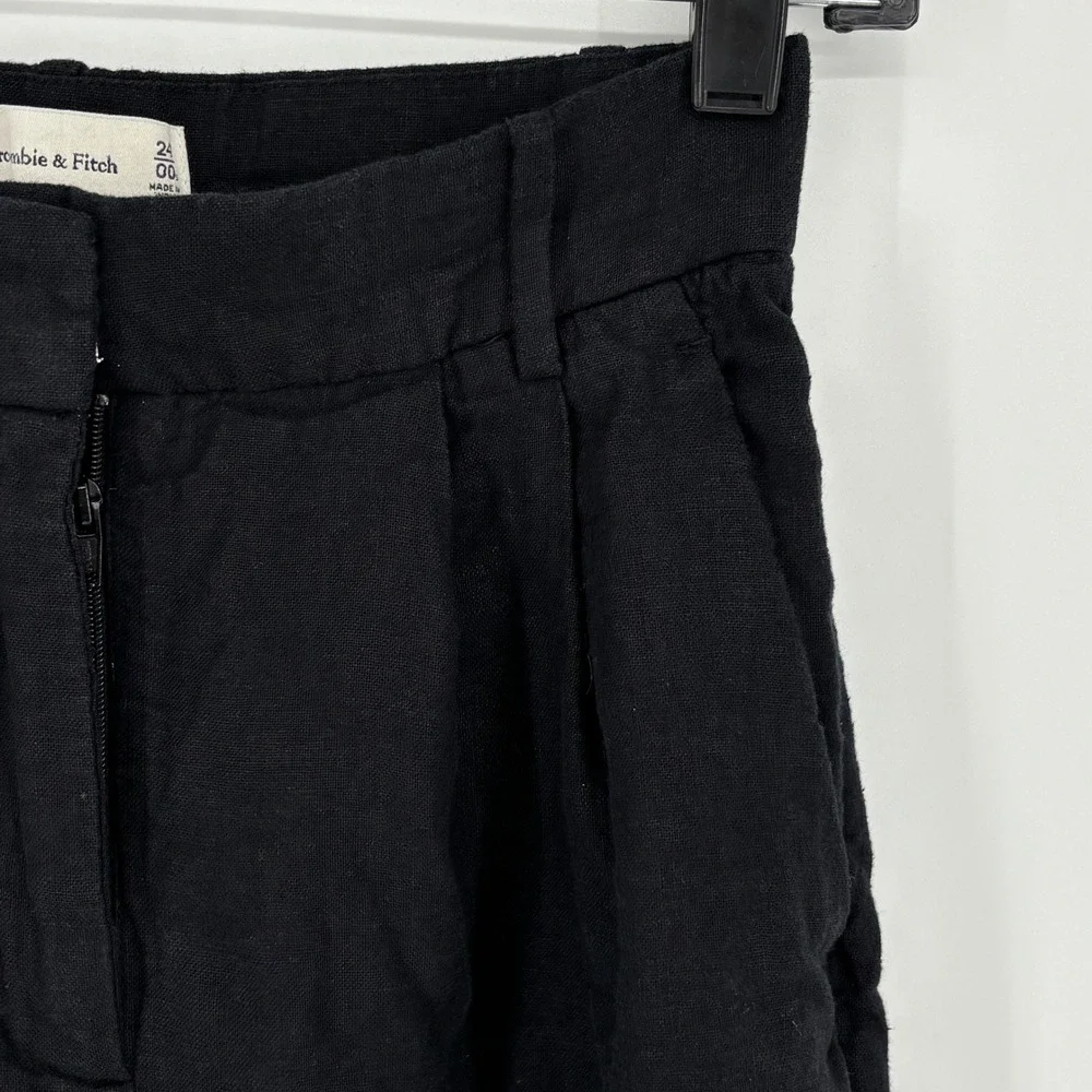 Abercrombie & Fitch excellent pre